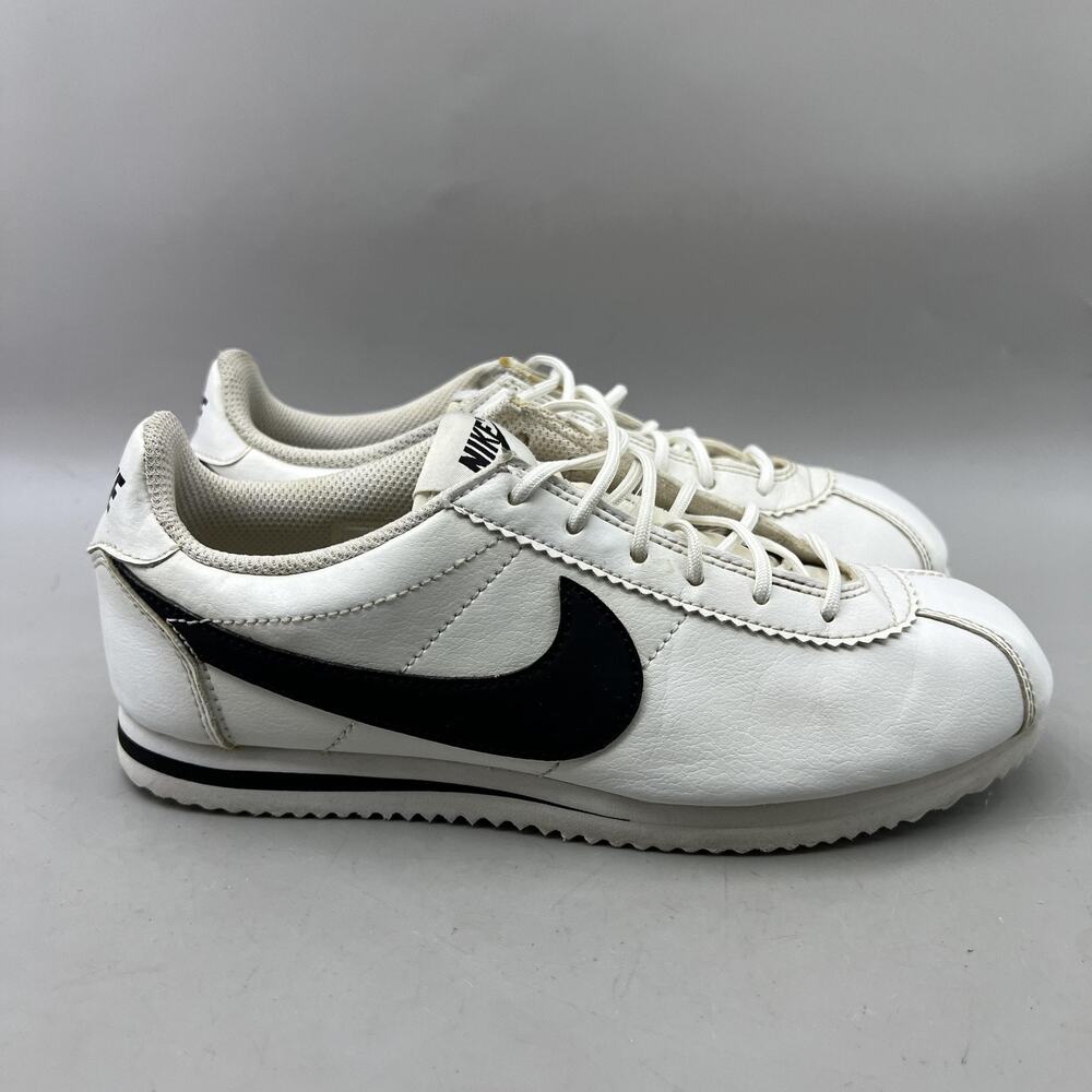 Youth 4.5 / Women's 6 - Nike Cortez Classic White Black Running Shoes Sneakers